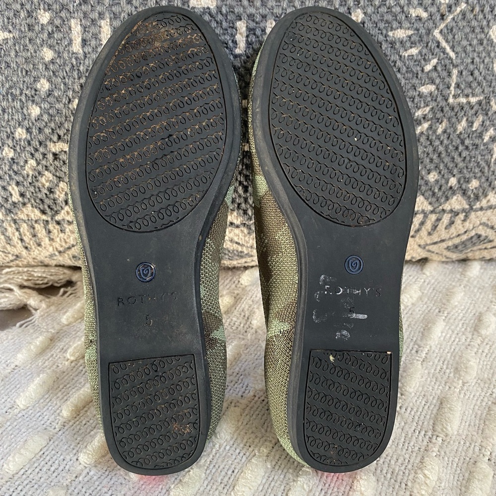 {Rothy’s} The Flat in Olive Camo - Picture 9 of 9